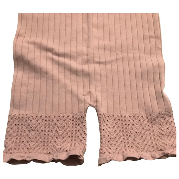 Intimately Free People Pink Ruffle Shorts, Boho High Waisted Ribbed Size XS/S - Picture 4 of 7